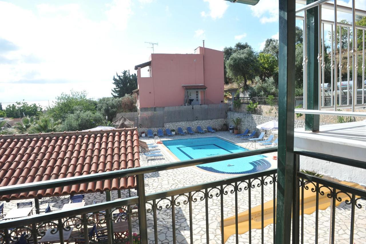 Corfu Hotel Apartments Benitses  Bagian luar foto