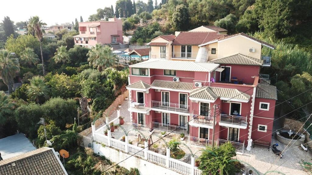 Corfu Hotel Apartments Benitses  Bagian luar foto