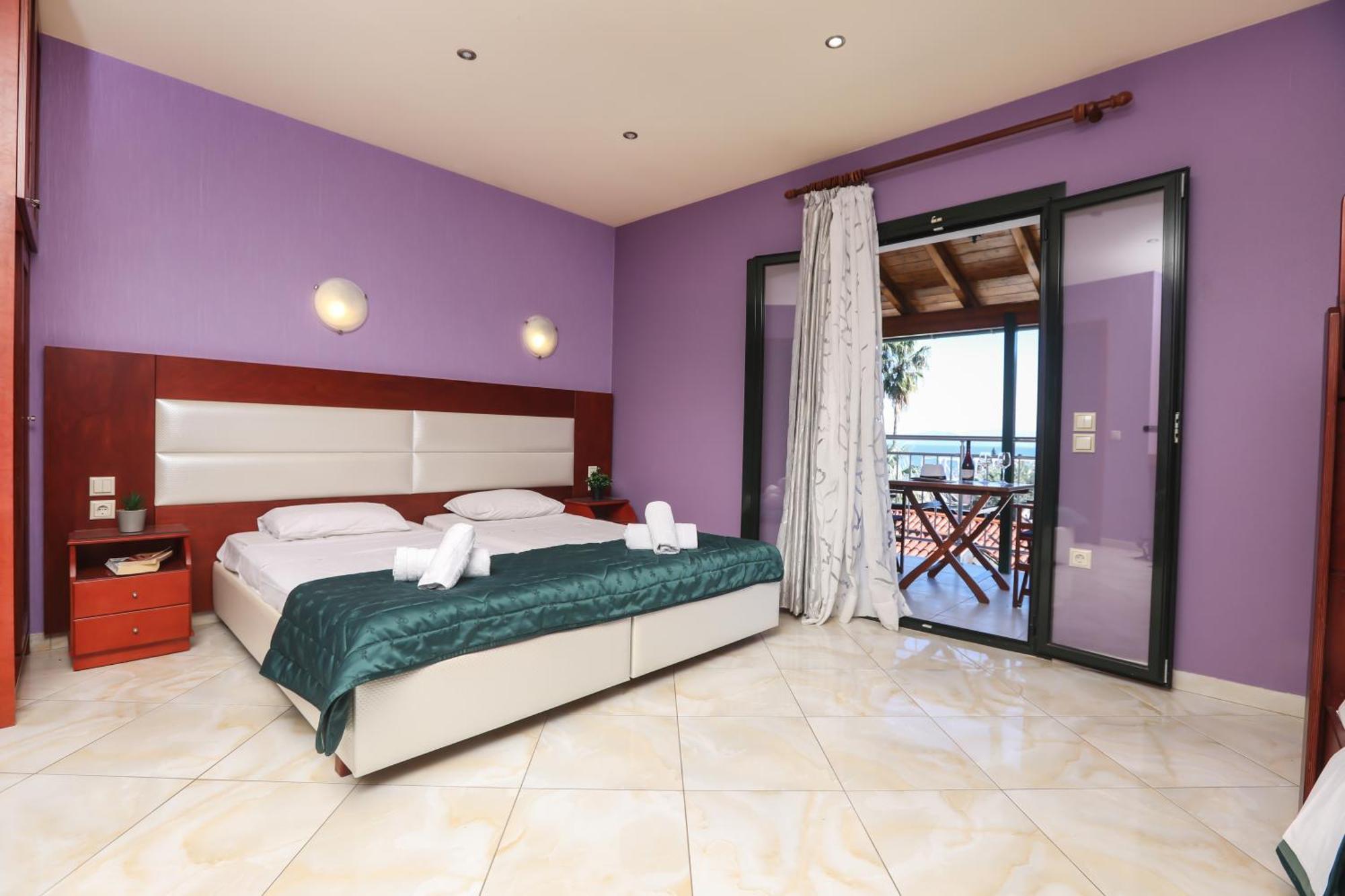Corfu Hotel Apartments Benitses  Bagian luar foto
