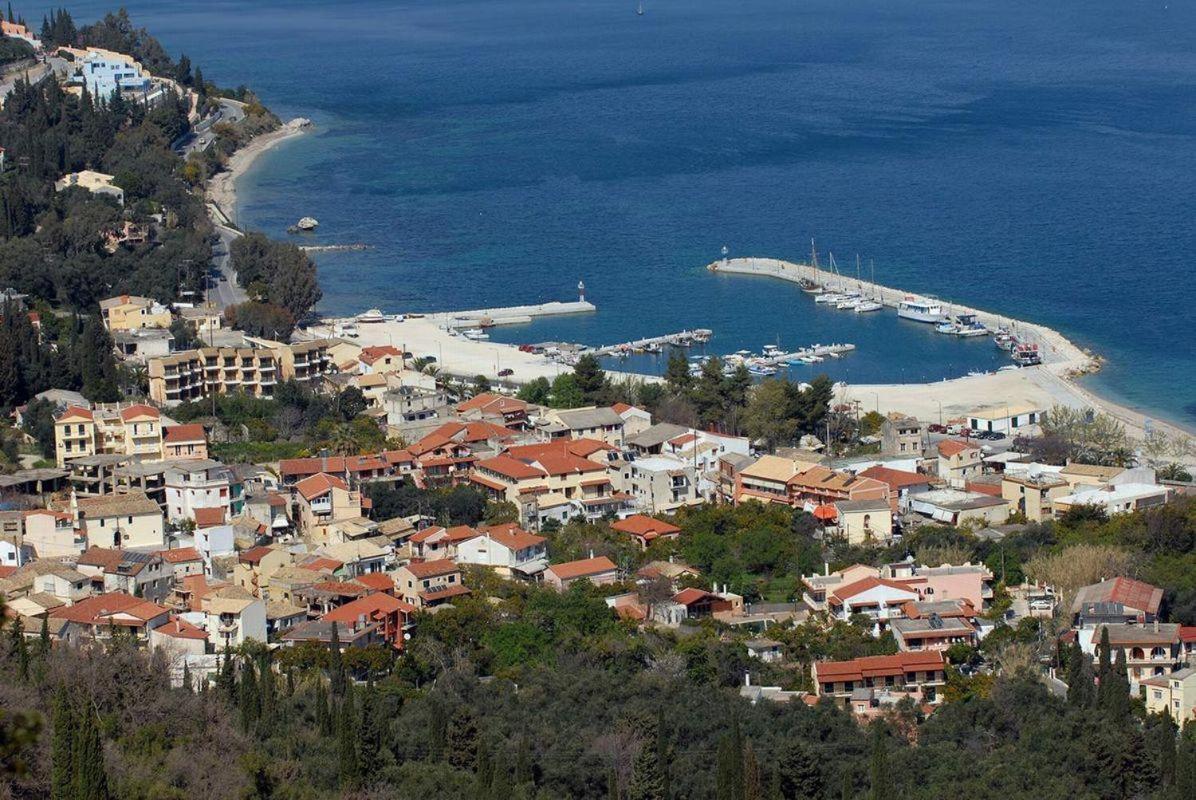 Corfu Hotel Apartments Benitses  Bagian luar foto